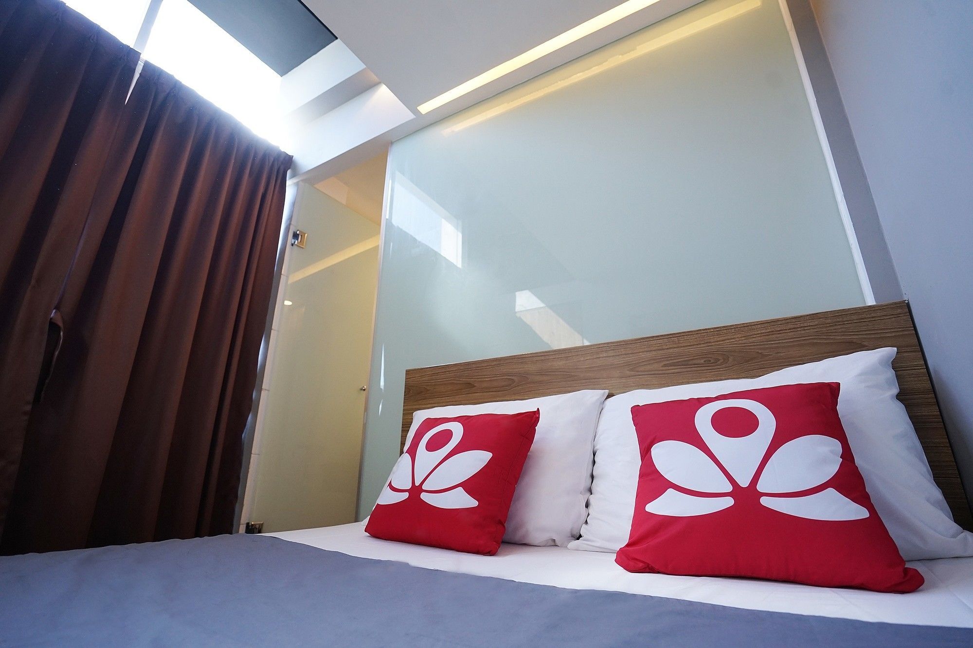Zen Rooms Basic Kualanamu Медан Екстериор снимка